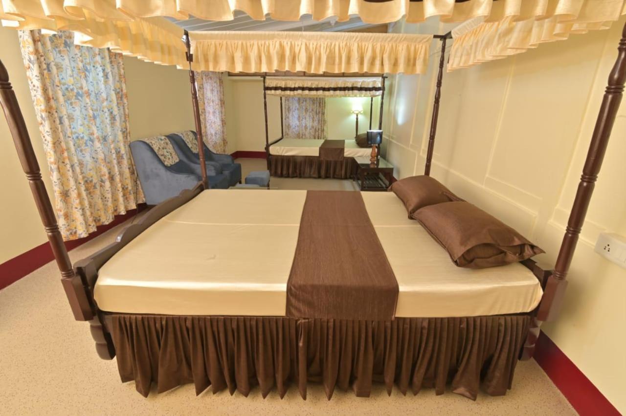 Hotel The Sumola House à Jorhāt Chambre photo